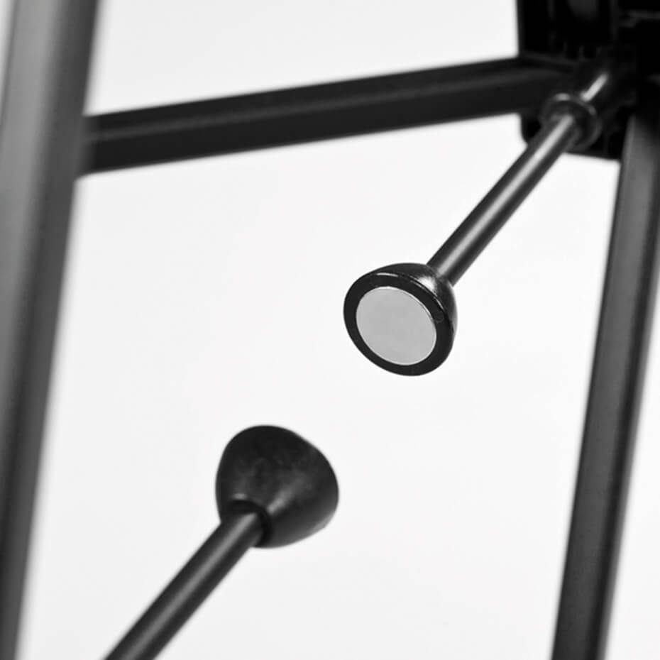 Messevegg buet med paneler 7